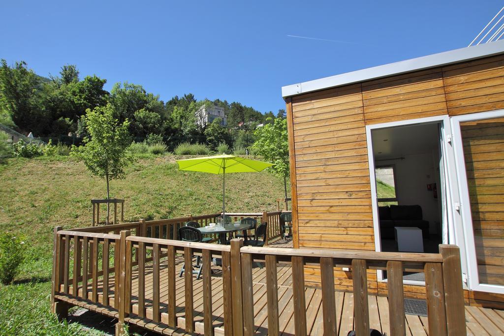 Camping Lou Gourdan Hotel Puget-Théniers Exterior foto