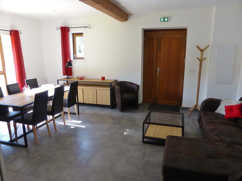 Camping Lou Gourdan Hotel Puget-Théniers Exterior foto